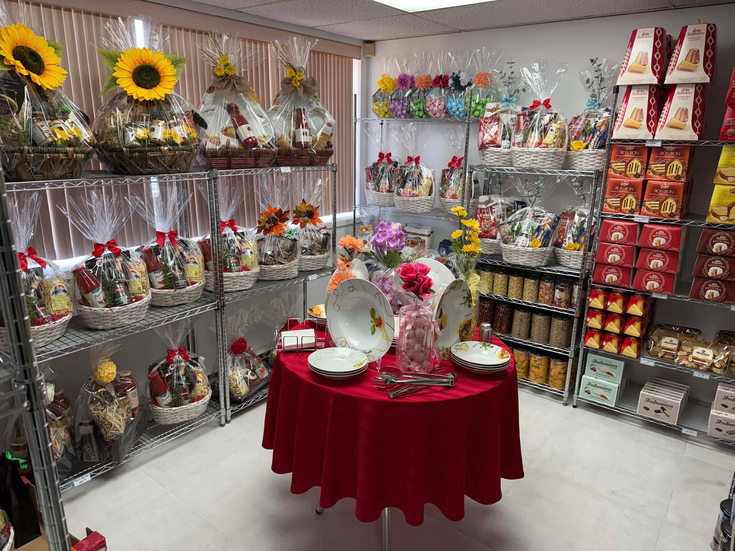 Italian Gourmet Gift Basket Collection – Seasonal & Sunflower Theme