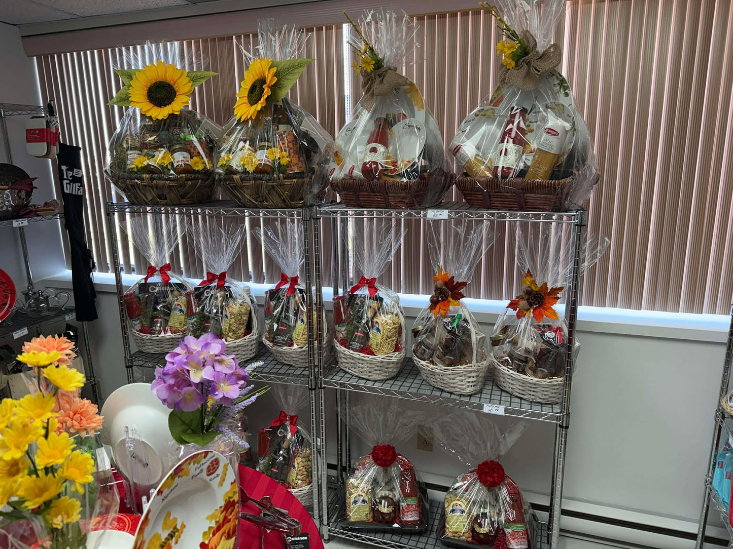 Sunflower & Seasonal Italian Gourmet Gift Basket Collection